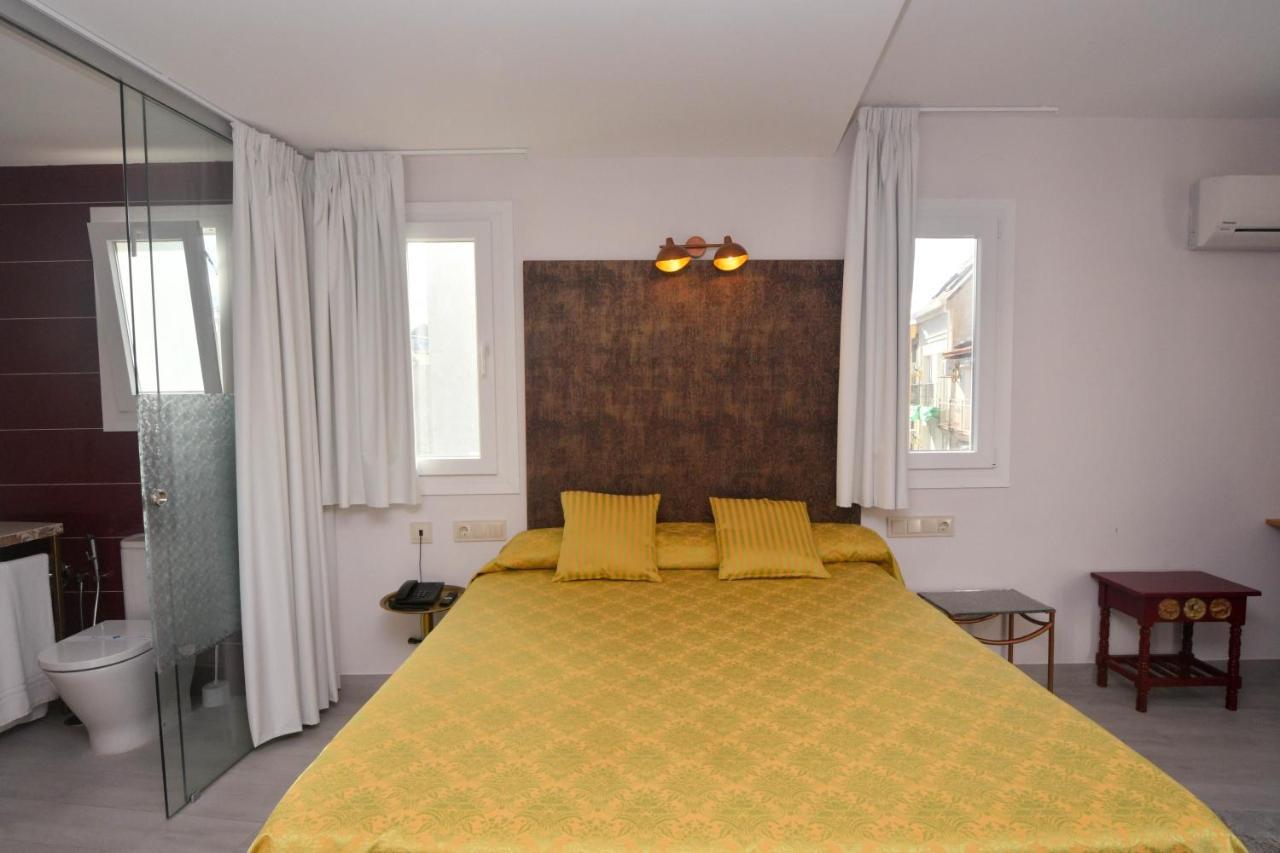 Clopy Rocamar Hotel Бенидорм Екстериор снимка
