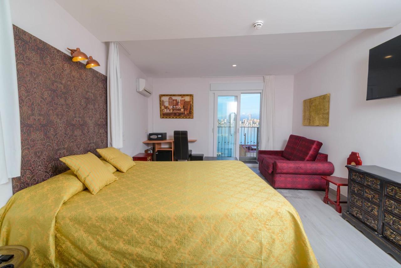 Clopy Rocamar Hotel Бенидорм Екстериор снимка