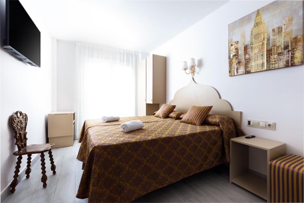 Clopy Rocamar Hotel Бенидорм Екстериор снимка
