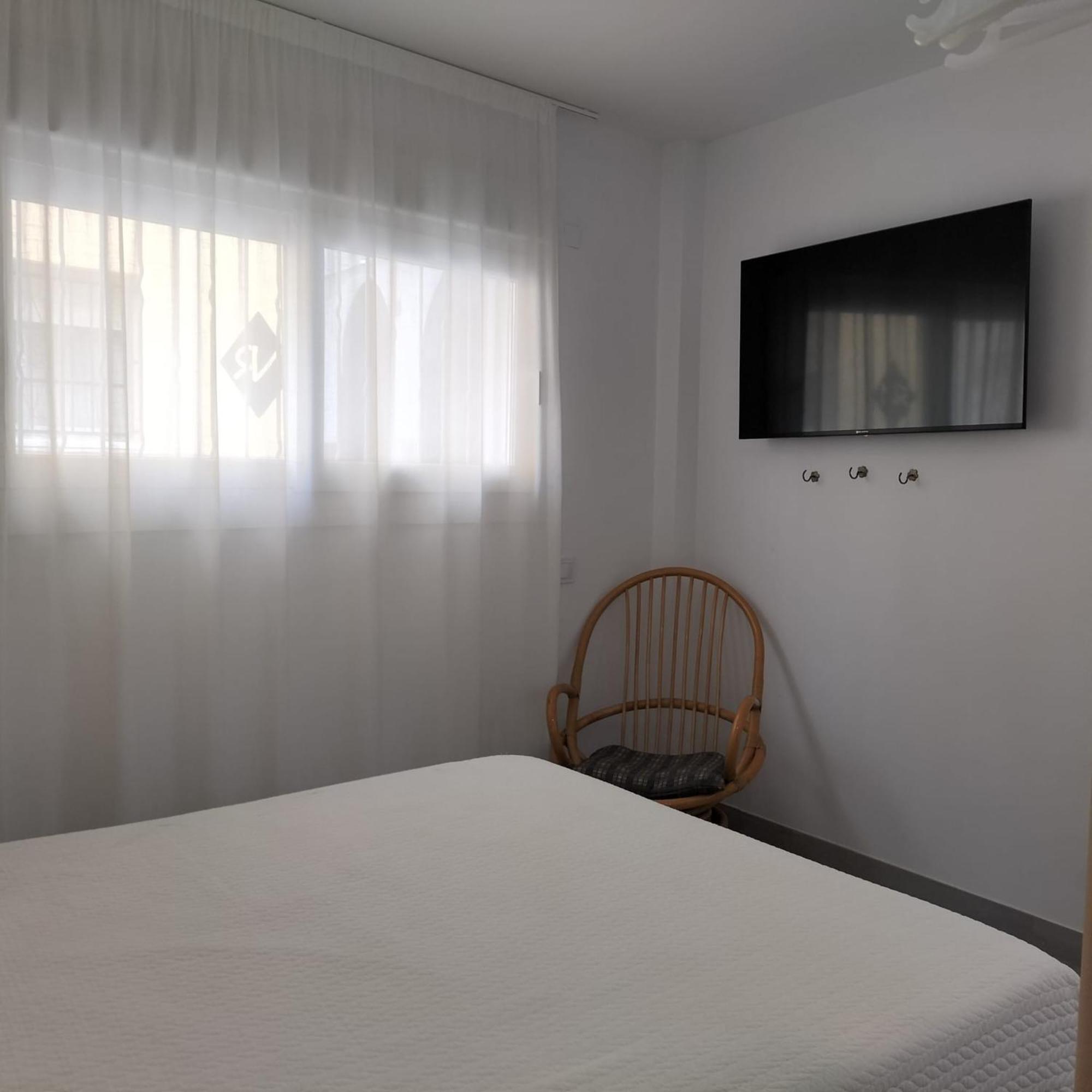 Clopy Rocamar Hotel Бенидорм Екстериор снимка